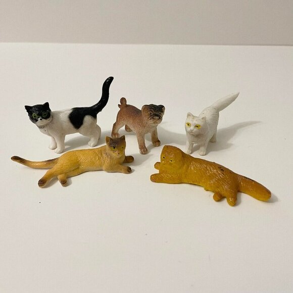 Vintage Cats and Dog Pencil Toppers Kittens Rubber Mini Animal Figures - Picture 1 of 16